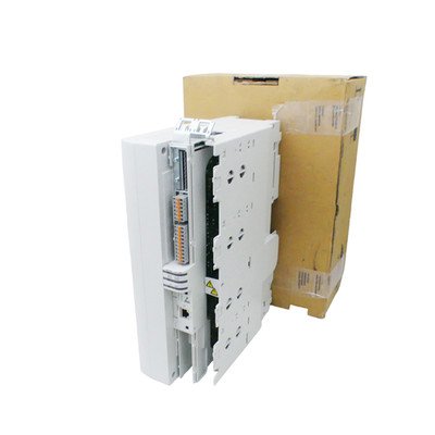 LENZE SERVO DRIVES 9400 E94ASHE0244 Servoantrieb 23,5A 13491221